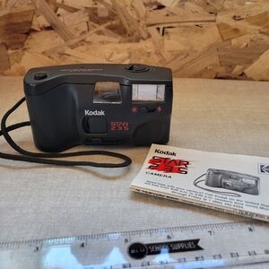 Kodak Star 235 Classic Black Camera